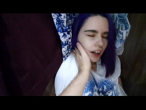 ❤️ Fant min søster i skapet og hjalp henne med å komme ️❌ Analvideo hos oss no.samoanalitika.ru ❌